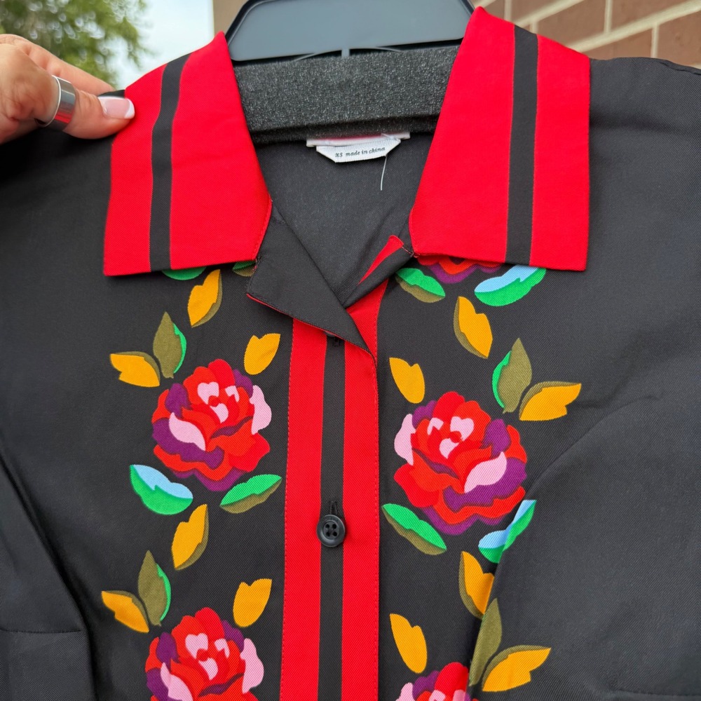 Kate Spade New York Sz XS Rose Border Silk Blend Shirt Black Red Floral K9704 - Picture 7 of 14